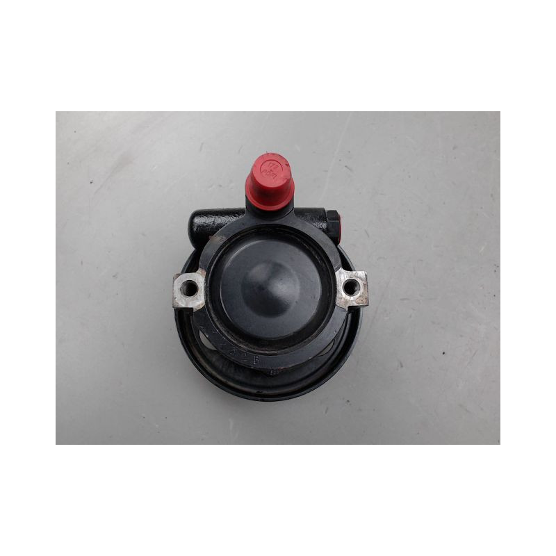 POMPE DIRECTION ASSISTEE RENAULT MEGANE