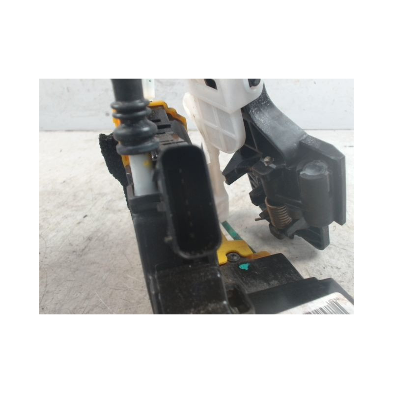 SYSTEME CONDAMNATION AVANT GAUCHE HYUNDAI I30