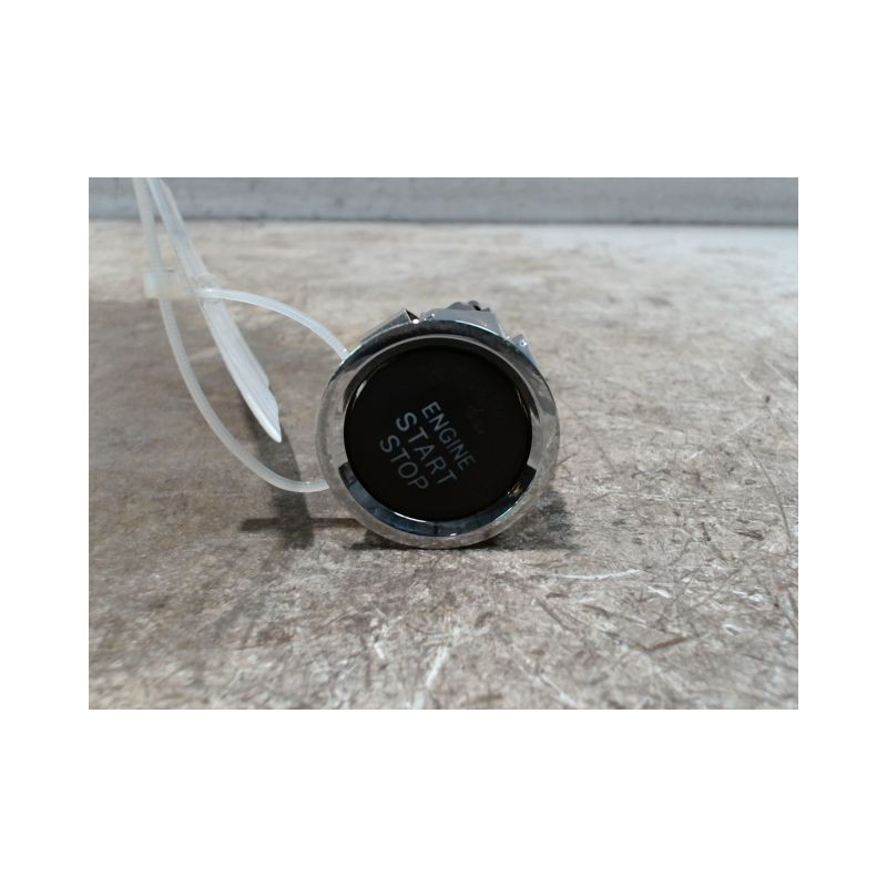 BOUTON DE DEMARRAGE TOYOTA COROLLA VERSO 2007-