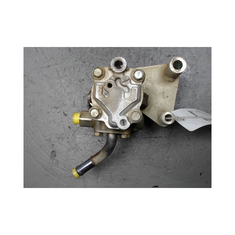 POMPE DIRECTION ASSISTEE NISSAN PICK-UP