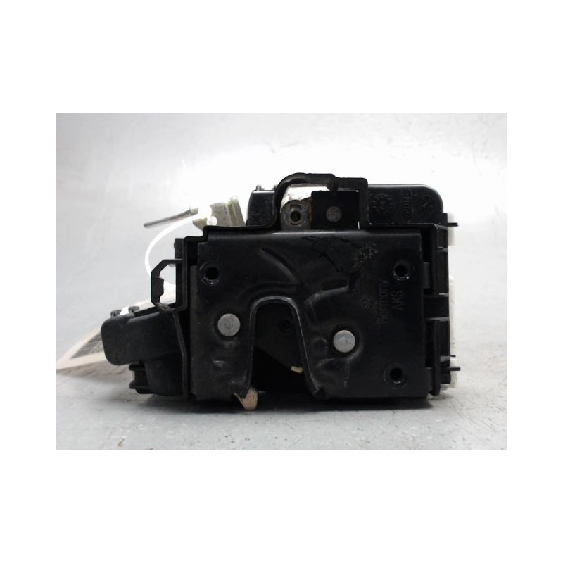 SYSTEME CONDAMNATION AVANT DROIT VOLKSWAGEN POLO 99-2001