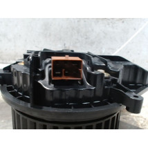 MOTEUR VENTILATEUR CHAUFFAGE AUDI A4 2004-