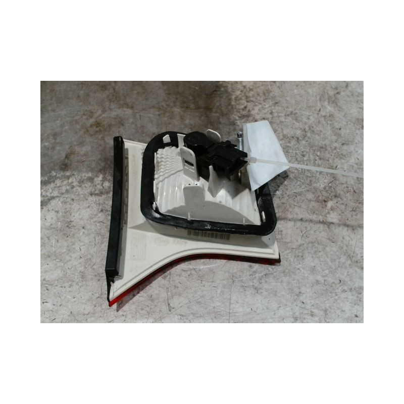 FEU ARRIERE INTERIEUR DROIT AUDI A4 2004-