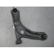 TRIANGLE INFERIEUR AVANT DROIT TOYOTA AYGO 5P