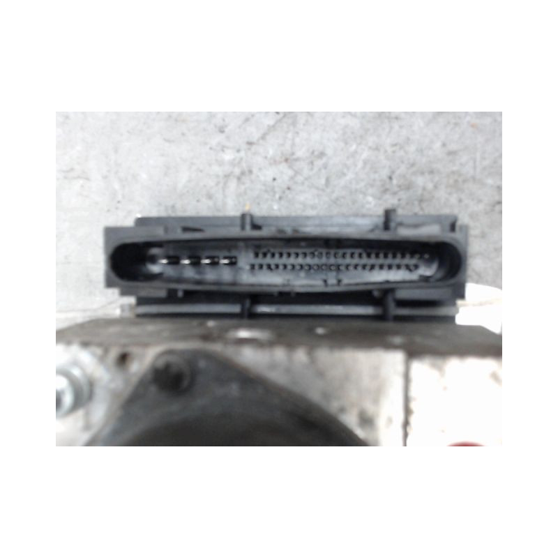UNITE HYDRAULIQUE ABS TOYOTA VERSO 2010-