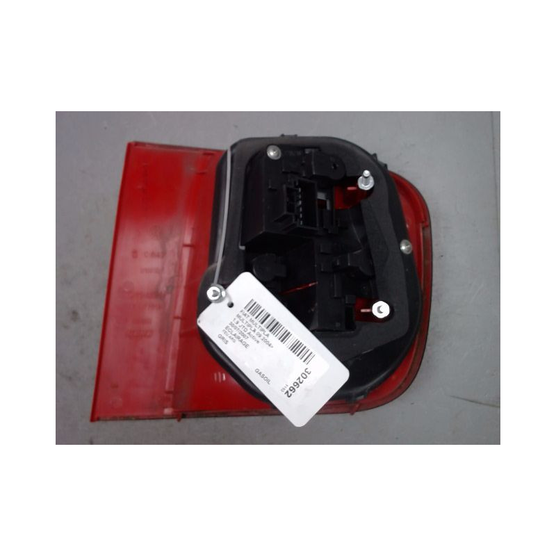 FEU ARRIERE GAUCHE  FIAT MULTIPLA 2004-