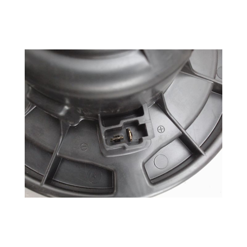 MOTEUR VENTILATEUR CHAUFFAGE TOYOTA COROLLA