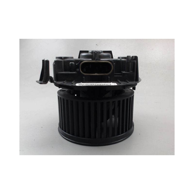 MOTEUR VENTILATEUR CHAUFFAGE NISSAN NOTE