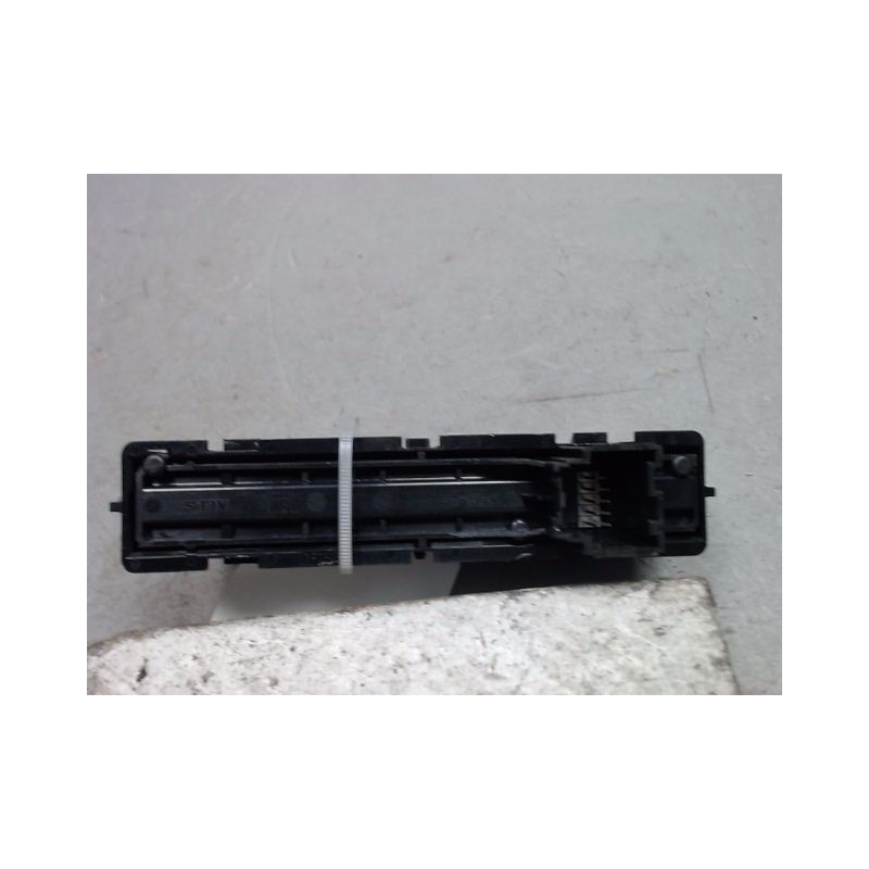 BOUTON DE WARNING OPEL ZAFIRA