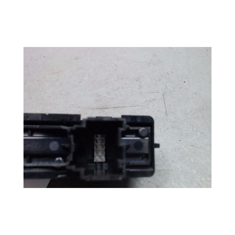BOUTON DE WARNING OPEL ZAFIRA