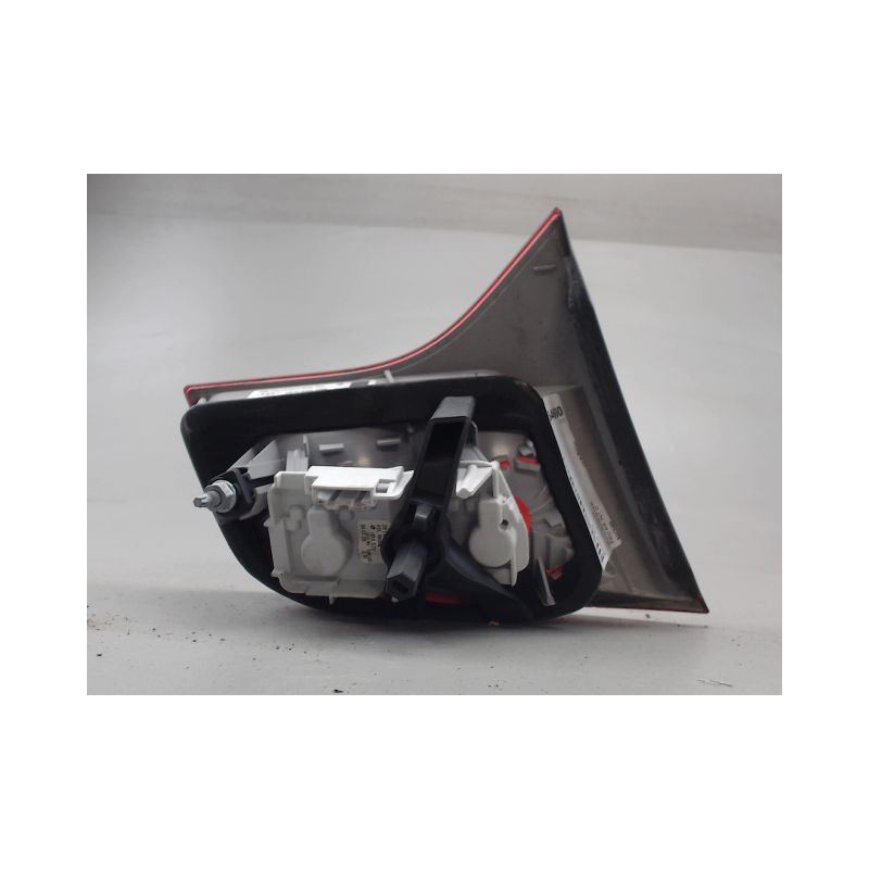 FEU ARRIERE INTERIEUR DROIT AUDI A4