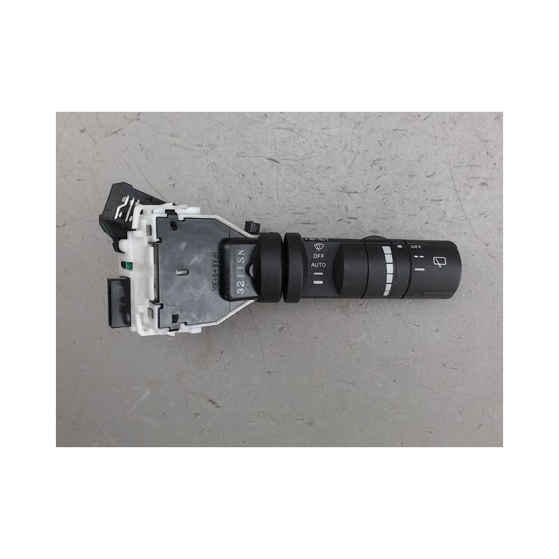 COMMANDE ESSUIE GLACE NISSAN QASHQAI