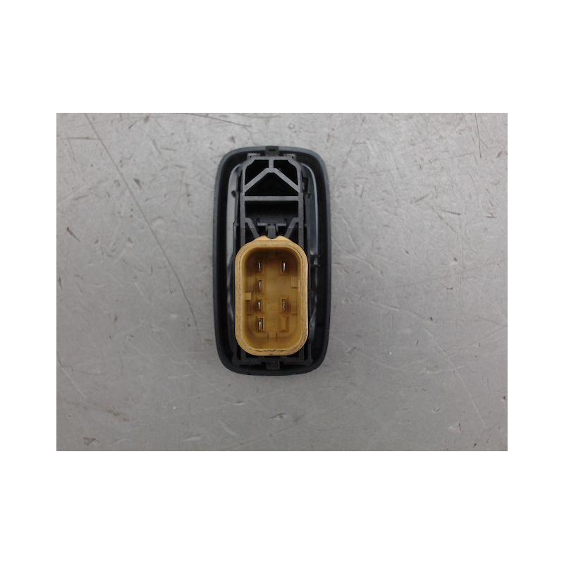 COMMANDE LEVE-GLACE PORTE AVD FORD FIESTA