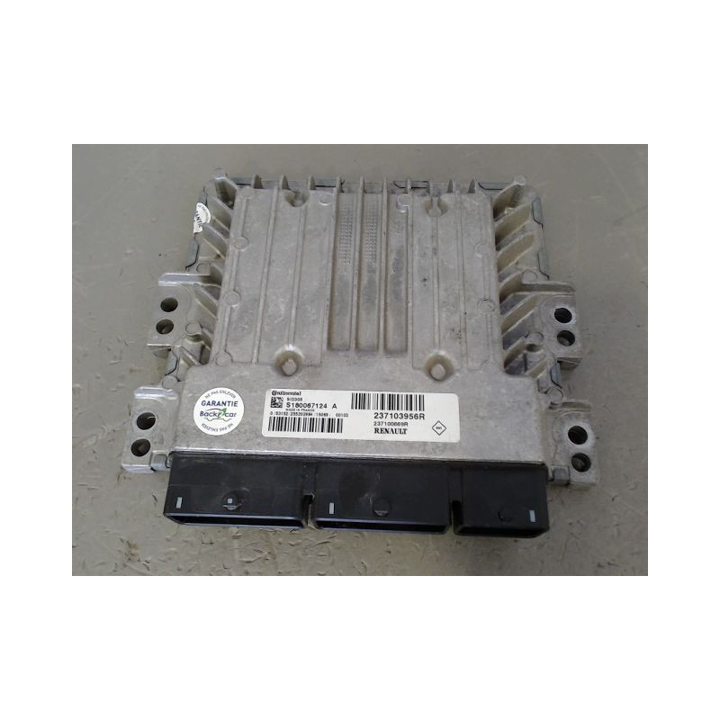 CALCULATEUR MOTEUR RENAULT MEGANE