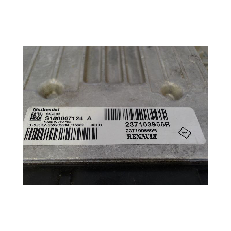 CALCULATEUR MOTEUR RENAULT MEGANE