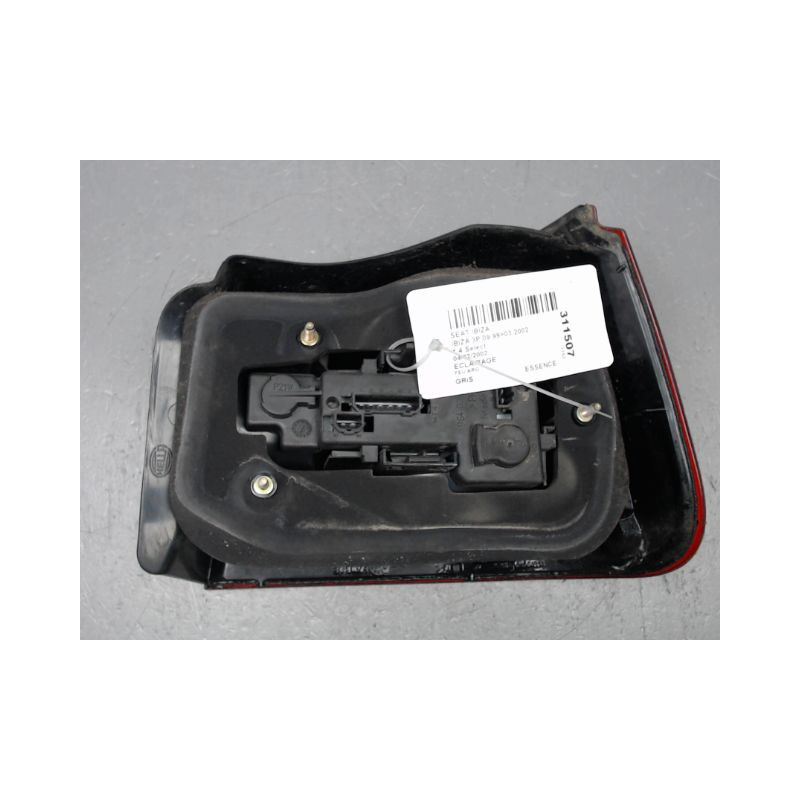 FEU ARRIERE GAUCHE  SEAT IBIZA 99-2002