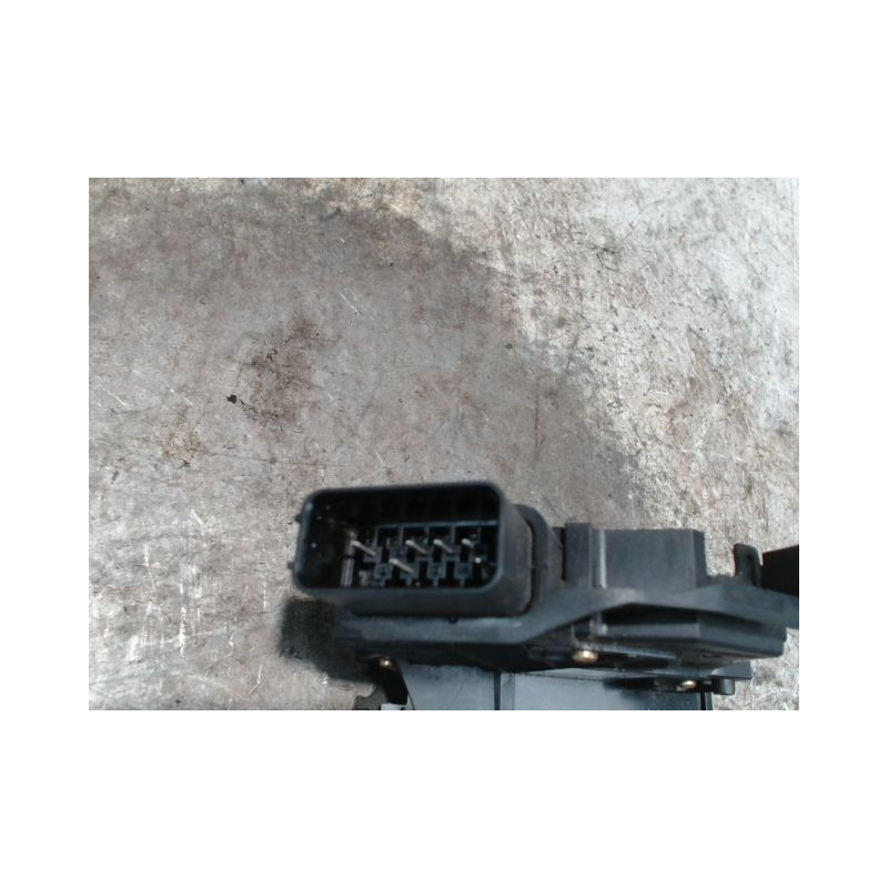 SYSTEME CONDAMNATION ARRIERE GAUCHE FORD FOCUS SW 2005-2007