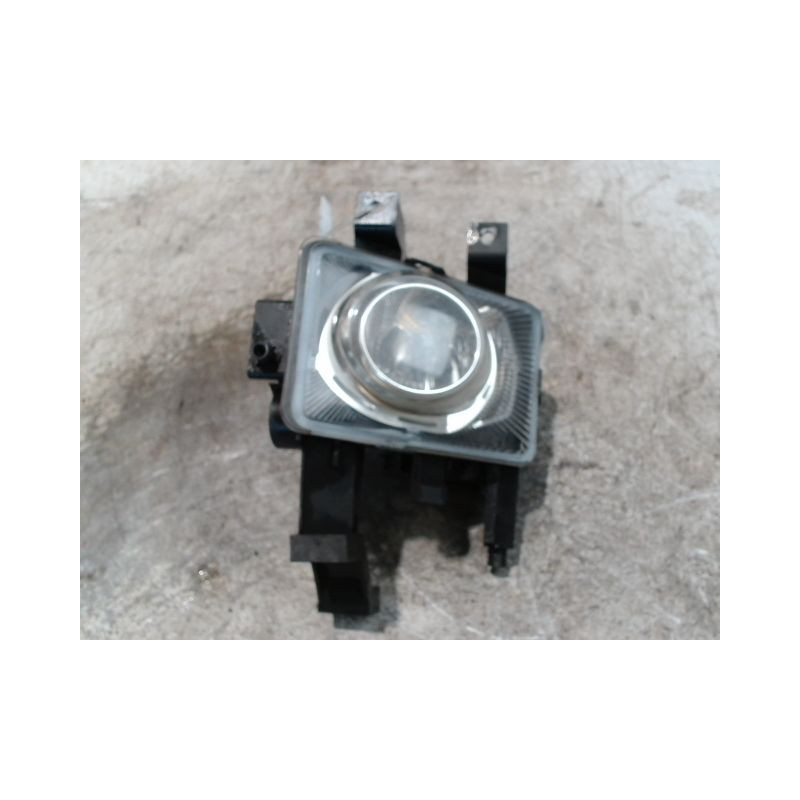 PHARE ANTIBROUILLARD AVANT GAUCHE OPEL ZAFIRA 2005-