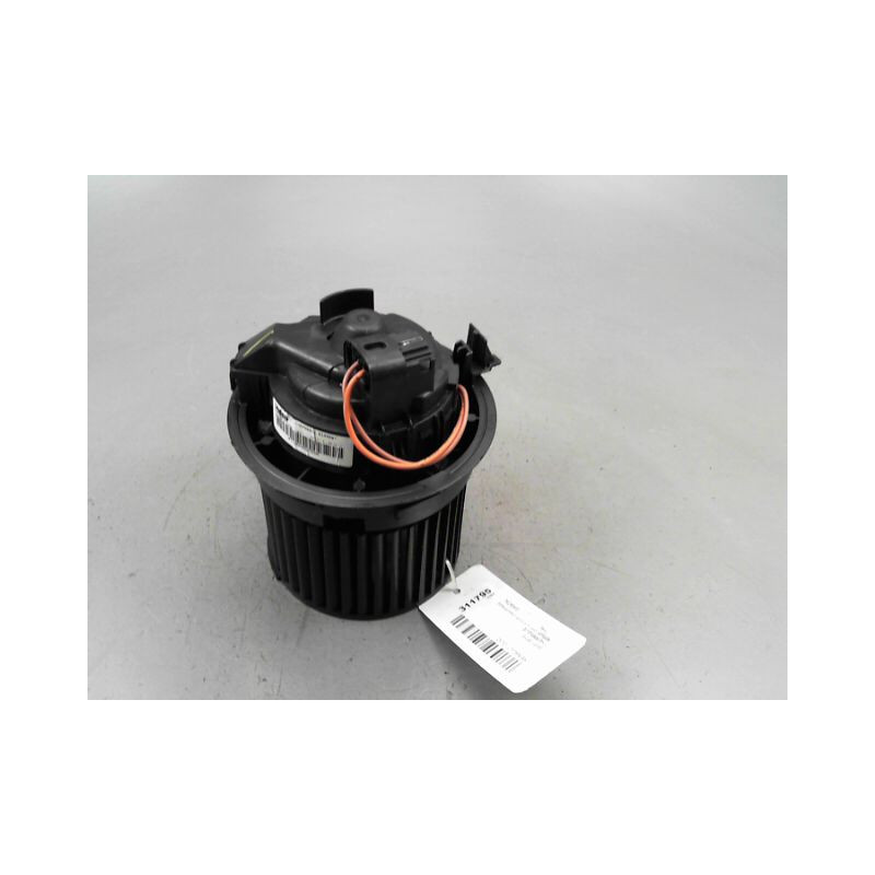 MOTEUR VENTILATEUR CHAUFFAGE RENAULT CLIO IV Phase 1 2012-...