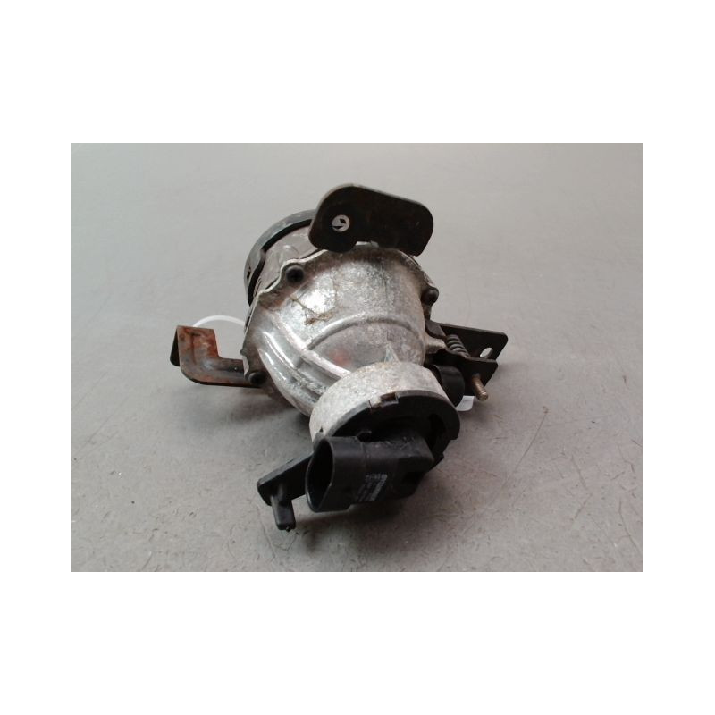 PHARE ANTIBROUILLARD AVANT GAUCHE KIA RIO 2005-