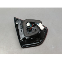 FEU ARRIERE INTERIEUR DROIT KIA RIO 2005-