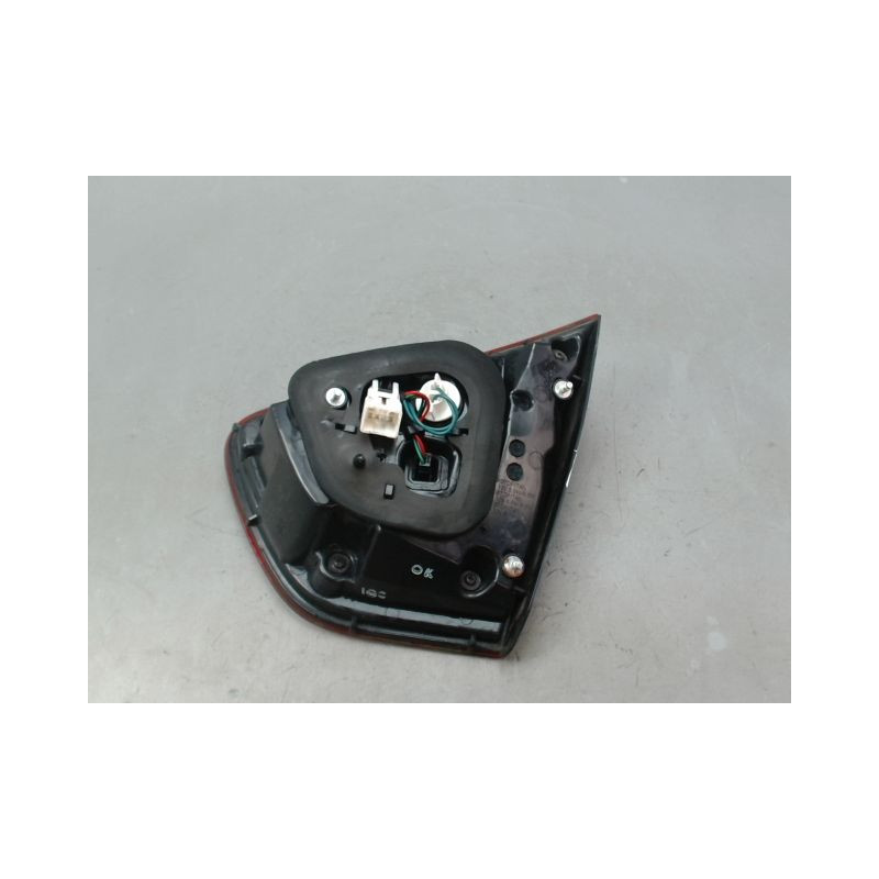 FEU ARRIERE INTERIEUR GAUCHE KIA RIO 2005-