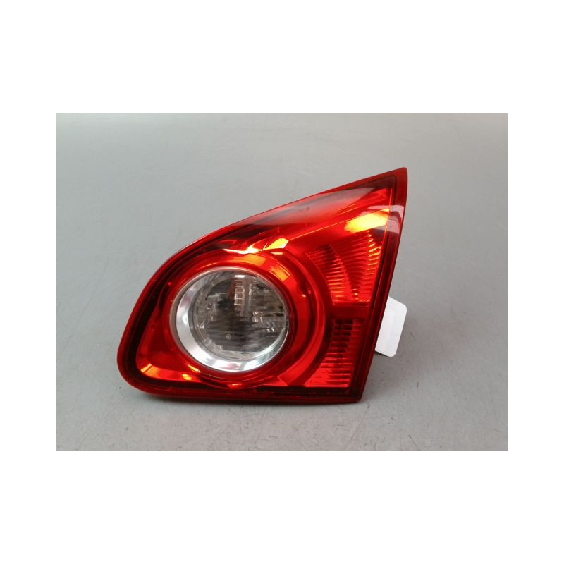 FEU ARRIERE INTERIEUR DROIT NISSAN QASHQAI BREAK I Phase 1 2007-2010