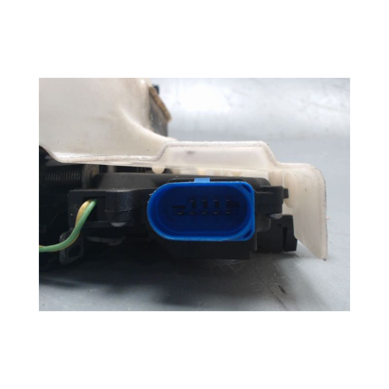 SYSTEME CONDAMNATION AVANT DROIT VOLKSWAGEN GOLF V 2003-2009