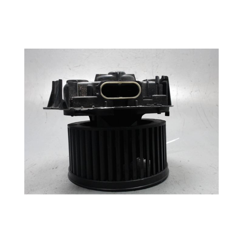 MOTEUR VENTILATEUR CHAUFFAGE RENAULT CLIO