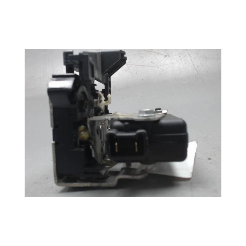 SYSTEME CONDAMNATION AVANT DROIT DACIA DUSTER 2010-