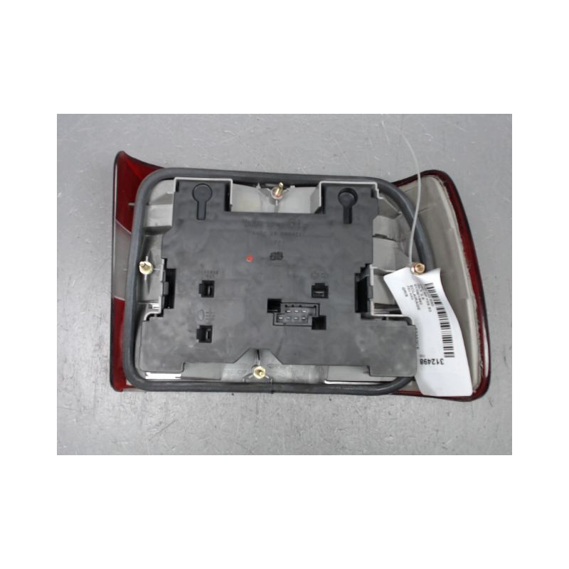 FEU ARRIERE GAUCHE  VOLVO 850 -93