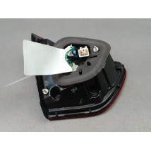 FEU ARRIERE INTERIEUR DROIT KIA RIO 2005-
