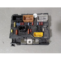 BOITE A FUSIBLES PEUGEOT 1007