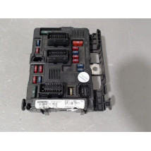 BOITE A FUSIBLES PEUGEOT 307