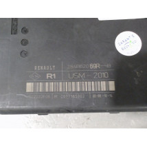 BOITE A FUSIBLES RENAULT MEGANE