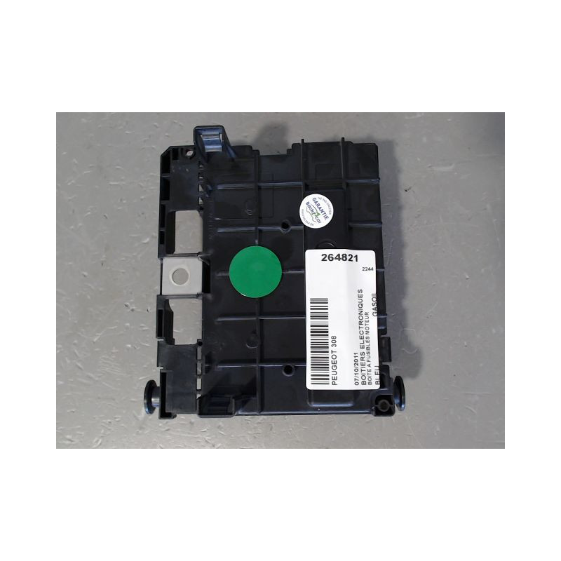 TABLEAU DE BORD DIVERS Peugeot 308 (L3/L8/LB/LH/LP) 2014 98075499VV EUR