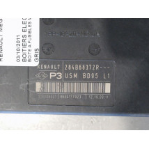 BOITE A FUSIBLES RENAULT MEGANE