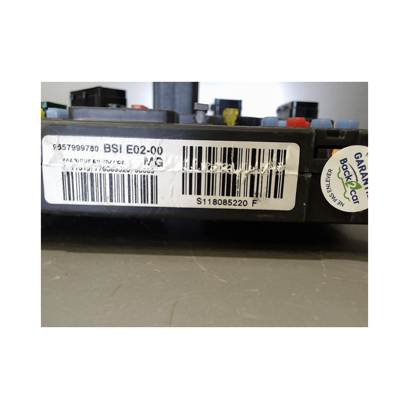 BOITIER GESTION HABITACLE PEUGEOT 206
