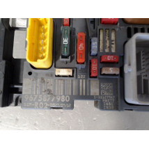 BOITE A FUSIBLES CITROEN C4