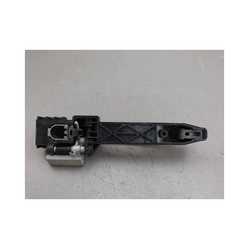 POIGNEE EXTERIEURE PORTE ARRIERE DROIT NISSAN QASHQAI