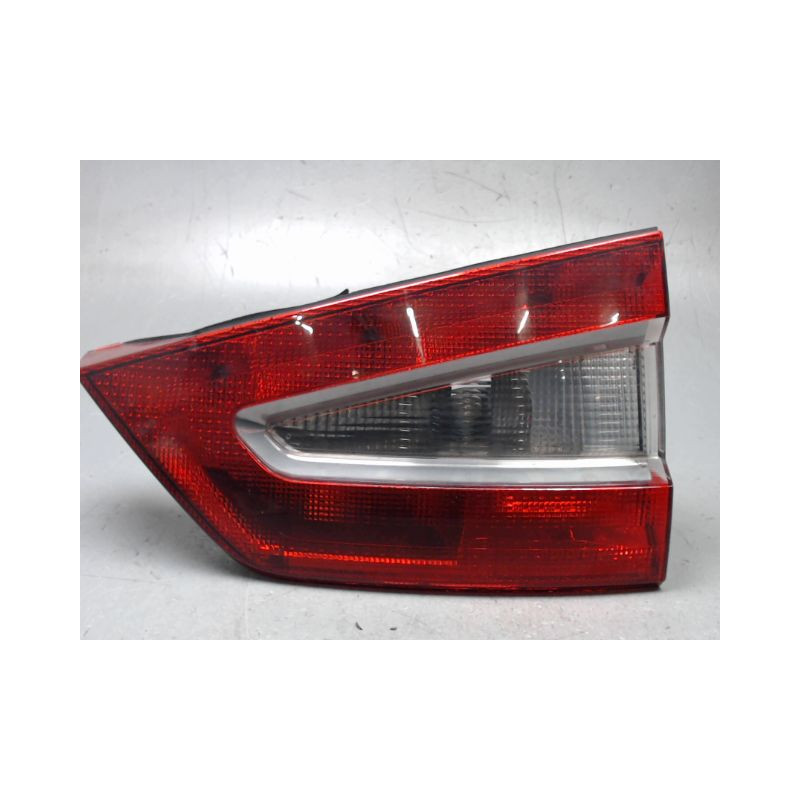 FEU ARRIERE INTERIEUR DROIT FORD GALAXY 2006-