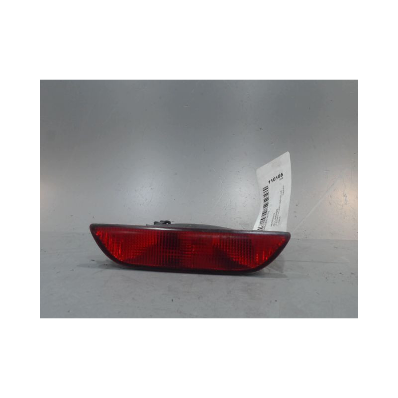 FEU BROUILLARD CENTRAL ARRIERE NISSAN NOTE