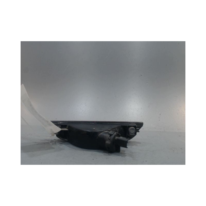FEU BROUILLARD CENTRAL ARRIERE NISSAN NOTE