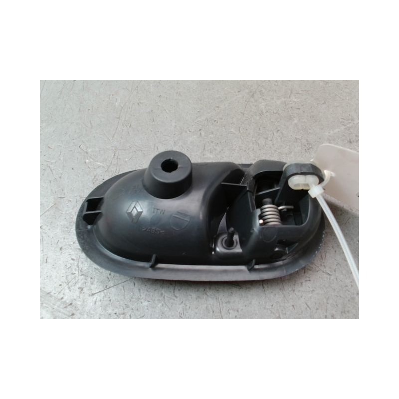 POIGNEE INTERIEURE PORTE AVANT GAUCHE DACIA SANDERO II Phase 1 2012-...
