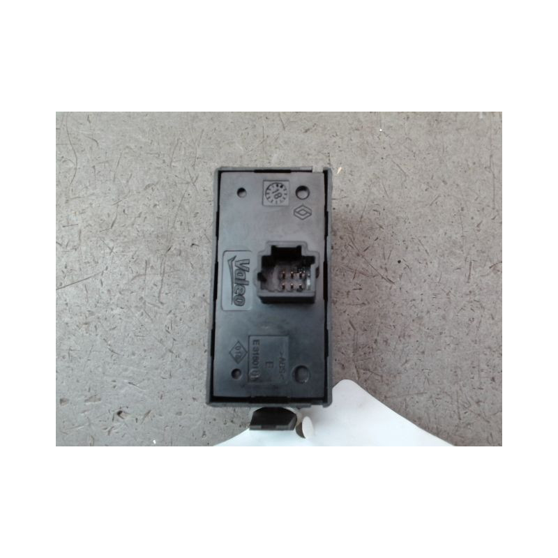 BOUTON DE WARNING DACIA SANDERO II Phase 1 2012-...