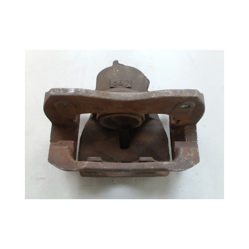 ETRIER DE FREIN AVANT DROIT TOYOTA RAV4