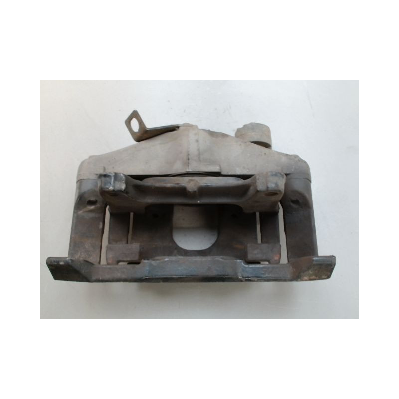 ETRIER DE FREIN AVANT GAUCHE VOLKSWAGEN GOLF