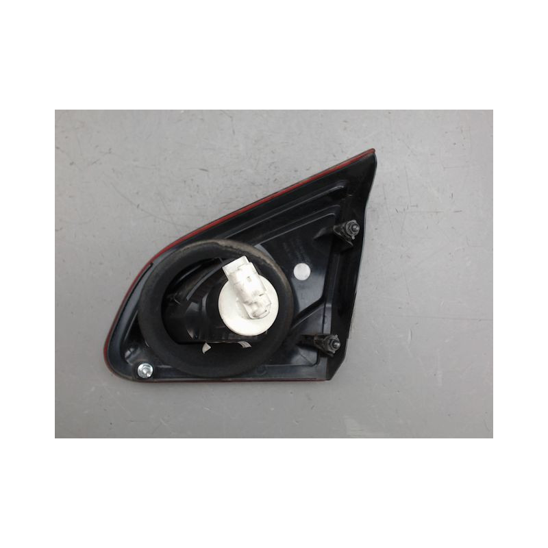 FEU ARRIERE INTERIEUR GAUCHE NISSAN QASHQAI