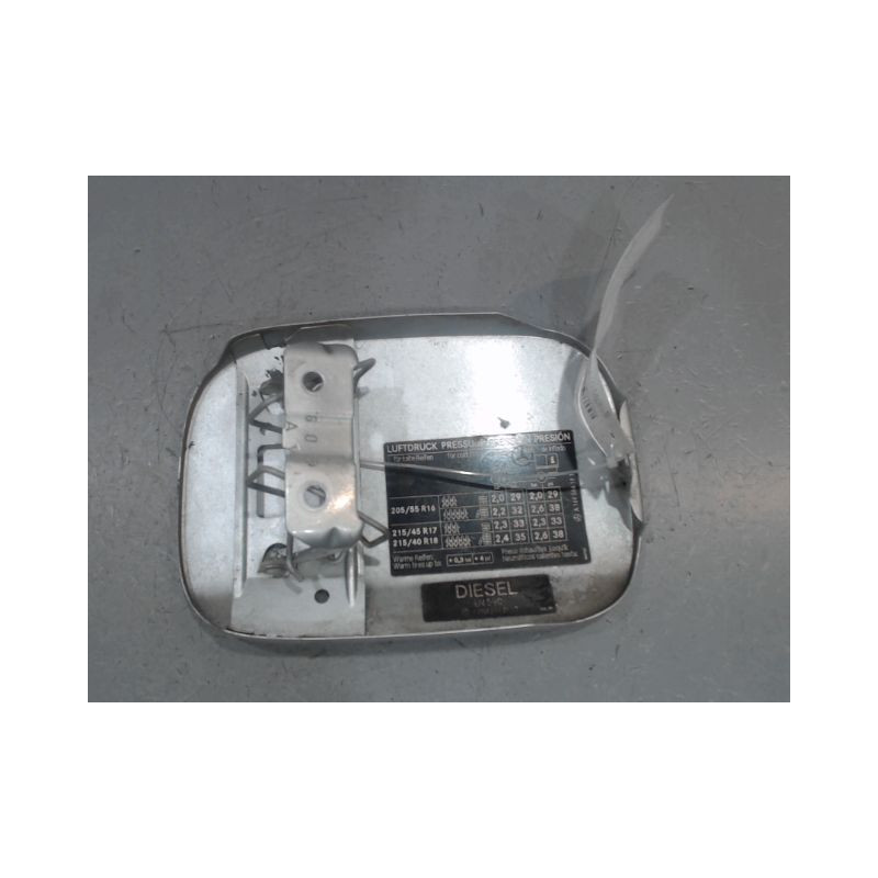 VOLET DE TRAPPE CARBURANT MERCEDES CLASSE B