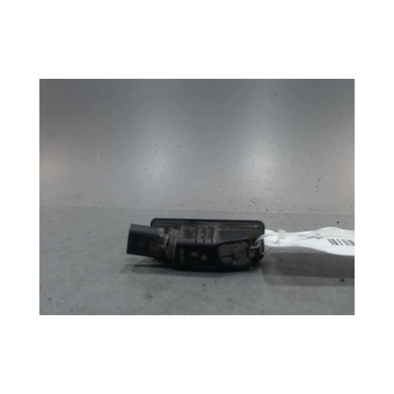 ECLAIREUR PLAQUE DE POLICE DROIT VOLKSWAGEN POLO